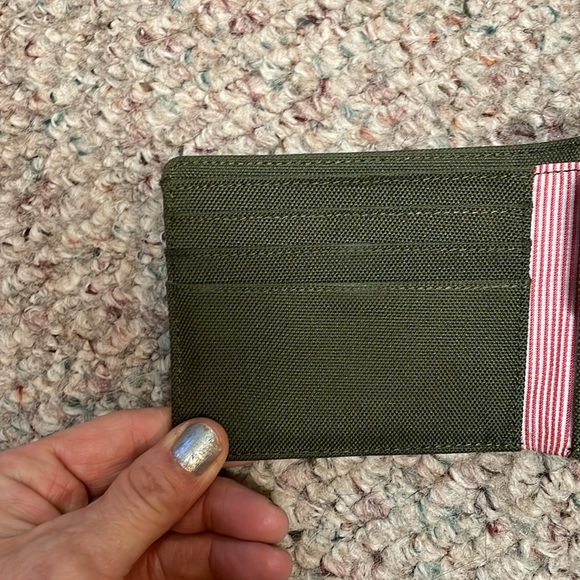 New Herschel Roy wallet - Picture 3 of 10